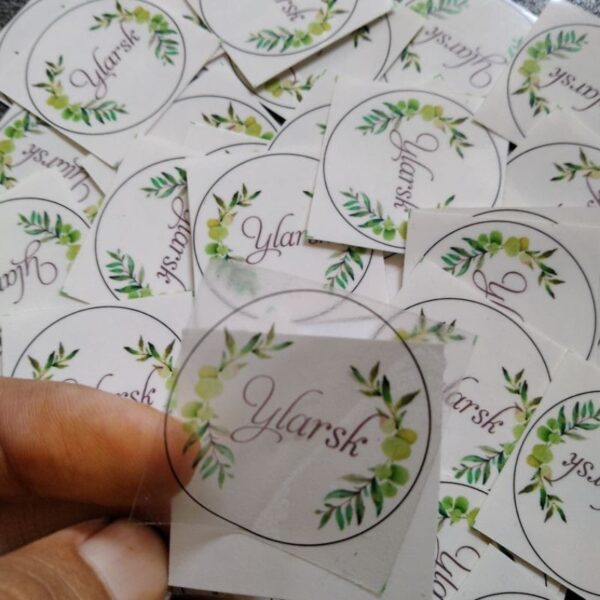 Stiker Transparan Ukuran A3+
